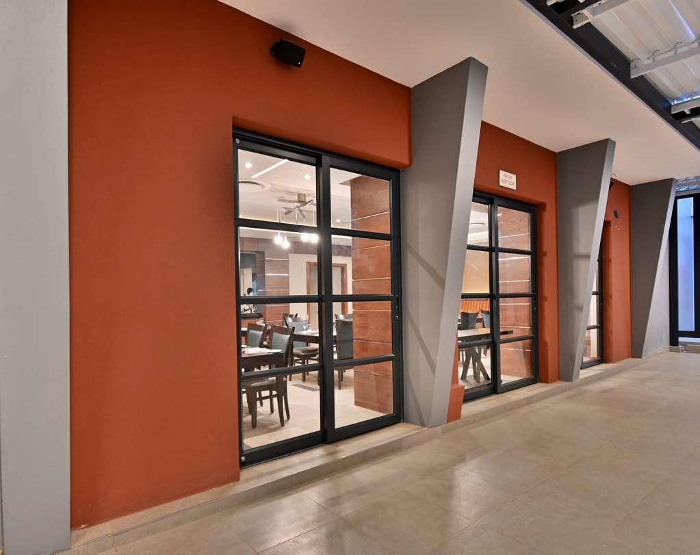 Premier Splendid Inn Bloemfontein Exterior photo