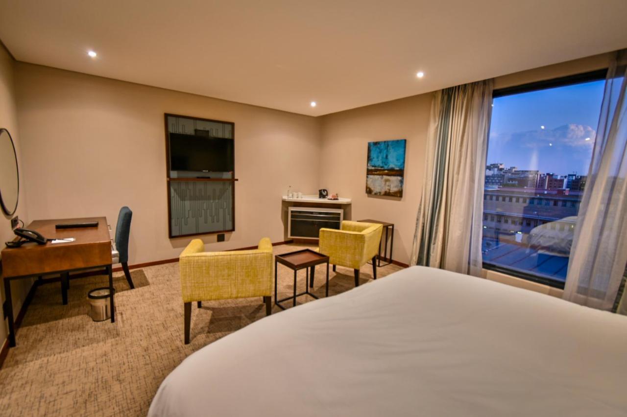 Premier Splendid Inn Bloemfontein Exterior photo